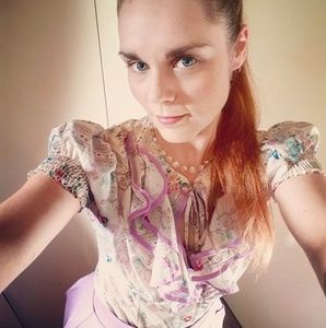 Meet your Posher, Christine